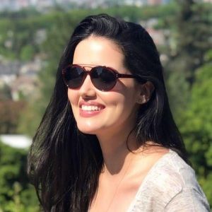Meet your Posher, Mariana